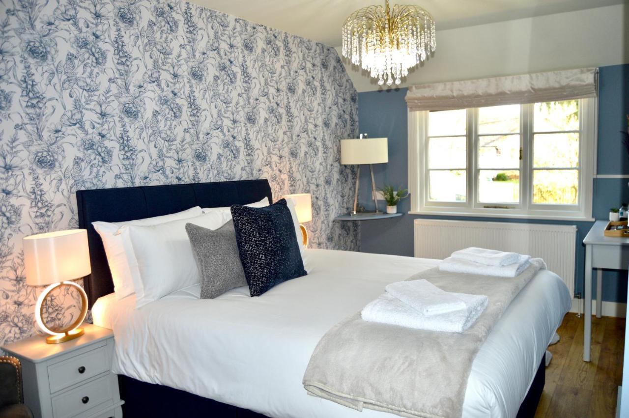The Nest Hotel & Restaurant Petersfield Esterno foto