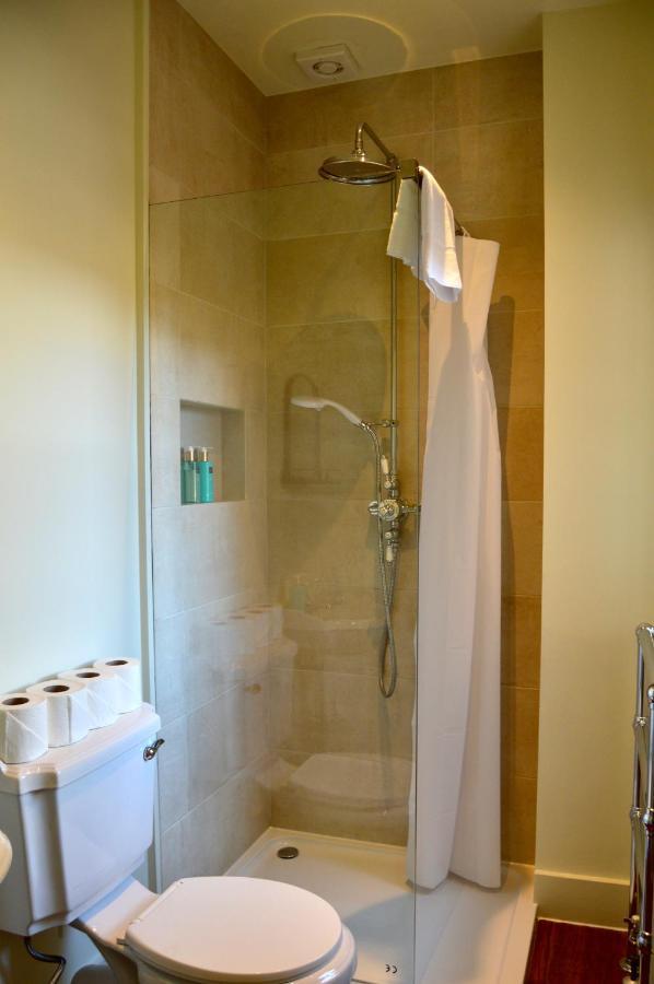 The Nest Hotel & Restaurant Petersfield Esterno foto